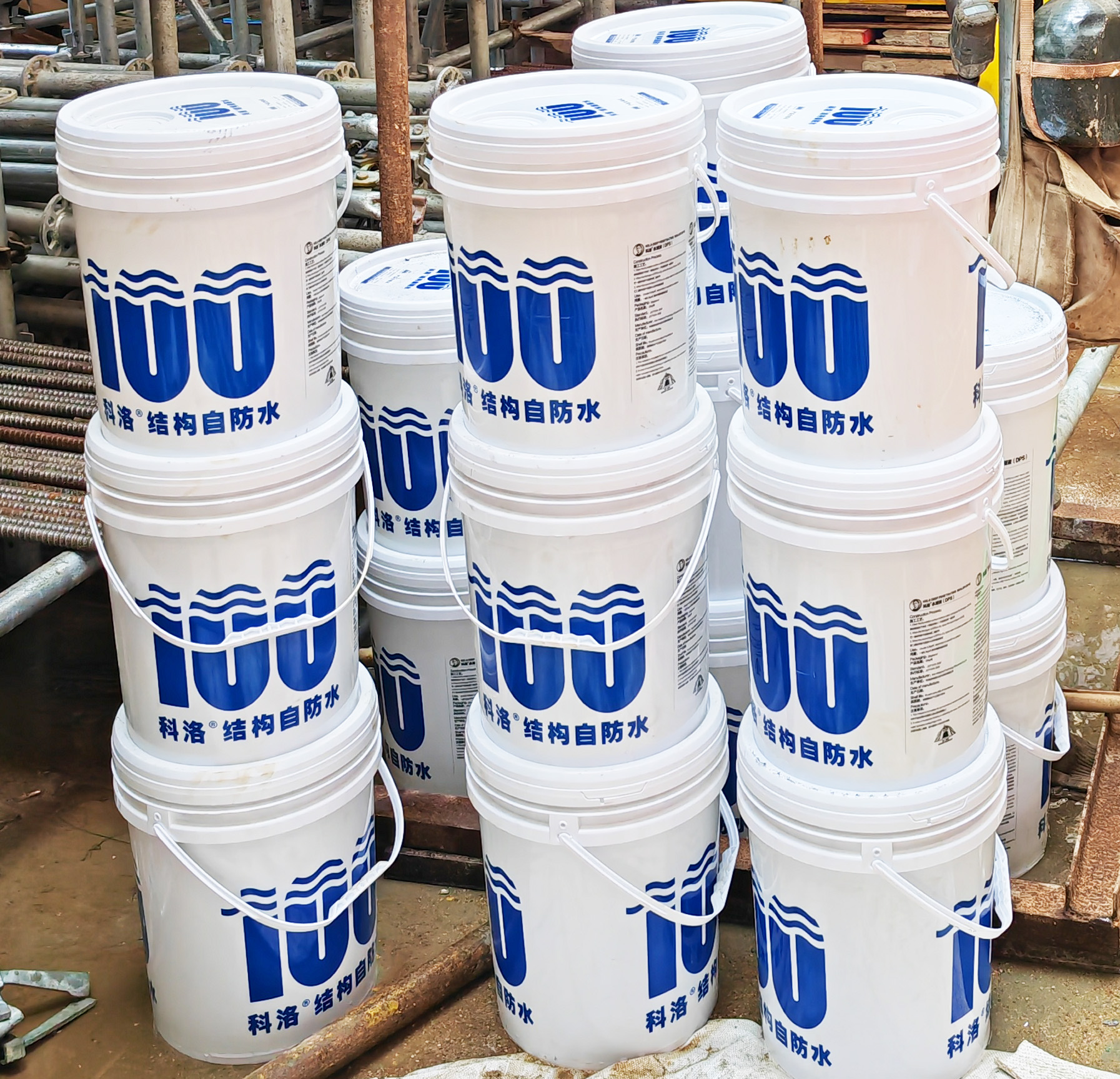 混凝土抑溫抗裂減滲劑的特點是什么？